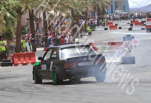 اللجنة المنظمة تتوج الفائزين في سباق زين للسرعة (صور)